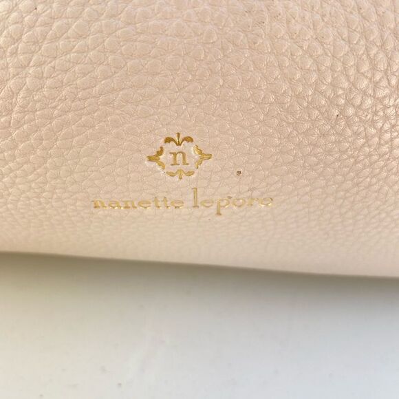 **** Nanette Lepore Size Medium Beige Handbag (DD006) - Picture 6 of 15